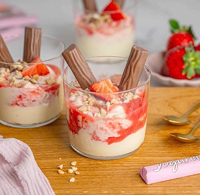 Erdbeer-Mascarpone-Mousse mit Yogurette®